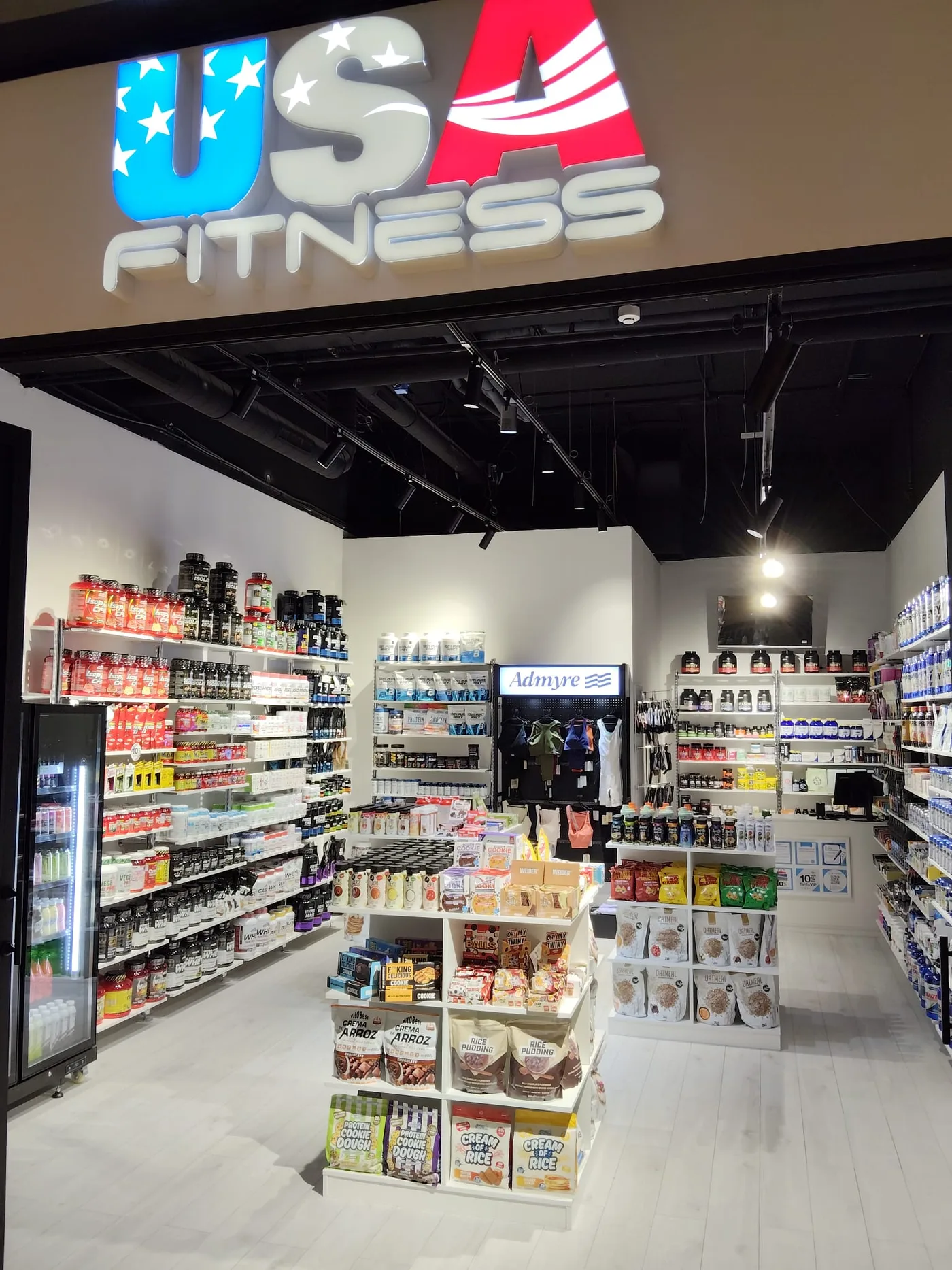 USAFITNESS C.C MARINEDA CITY - tienda de nutrición deportiva y suplementos en A Coruña (foto 3)