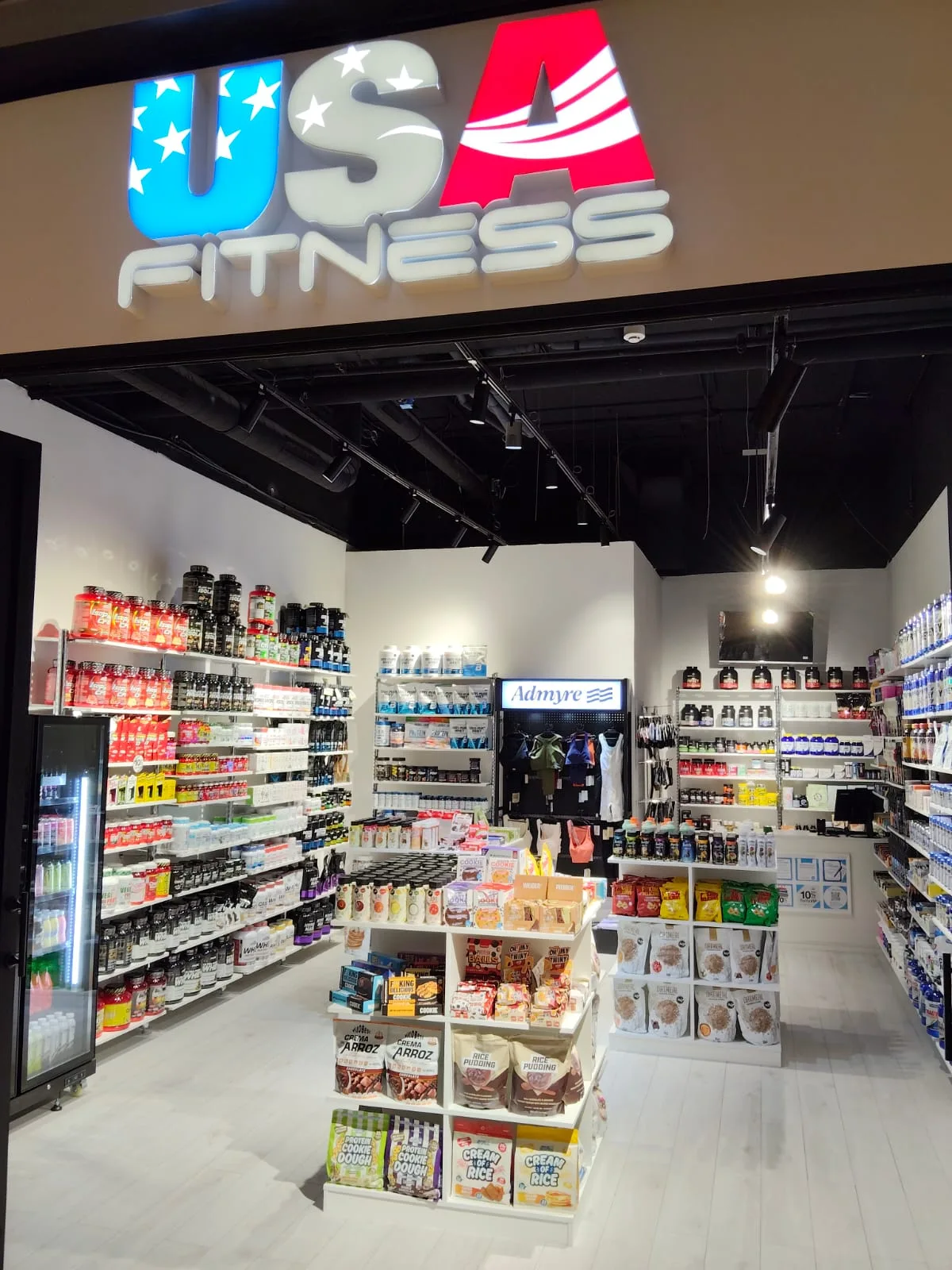 USAFITNESS C.C MARINEDA CITY - tienda de nutrición deportiva y suplementos en A Coruña (foto 5)